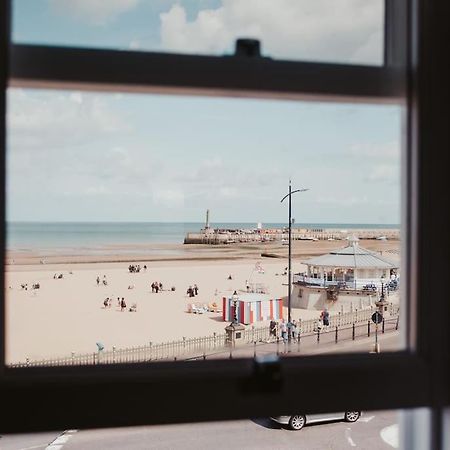 The Sunset Apartment - Margate Beach - By Goldex Coastal Breaks Exteriör bild